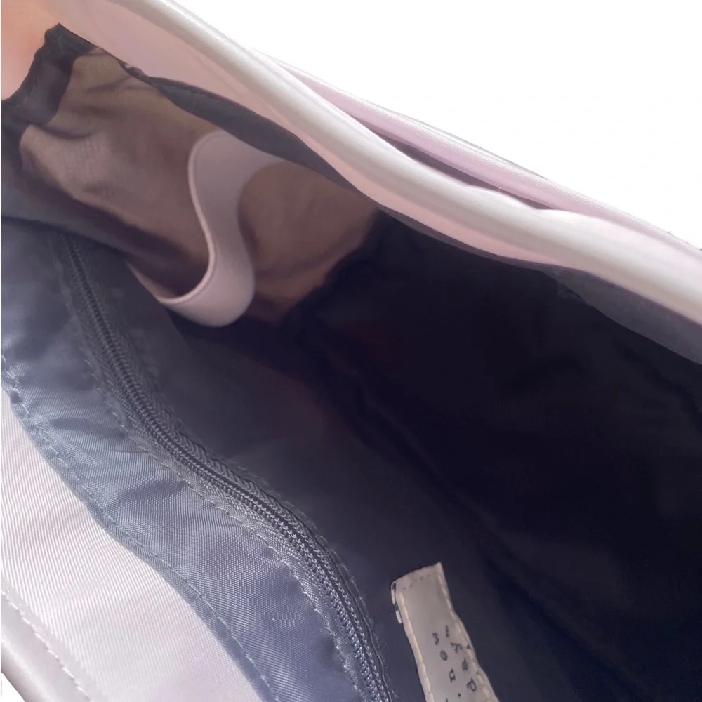 A new day organizer bag